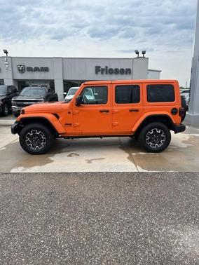 2025 Jeep Wrangler 4-Door Sahara 4x4