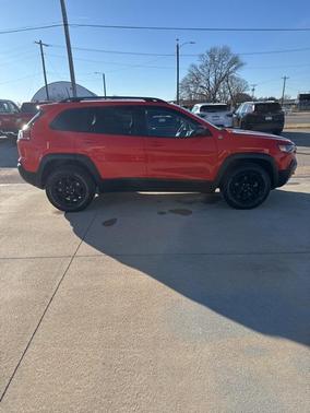 2021 Jeep Cherokee Trailhawk