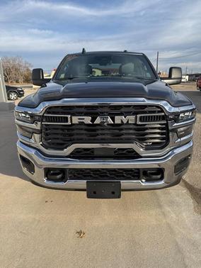 2026 RAM 2500 Tradesman Crew Cab 4x4 6'4' Box