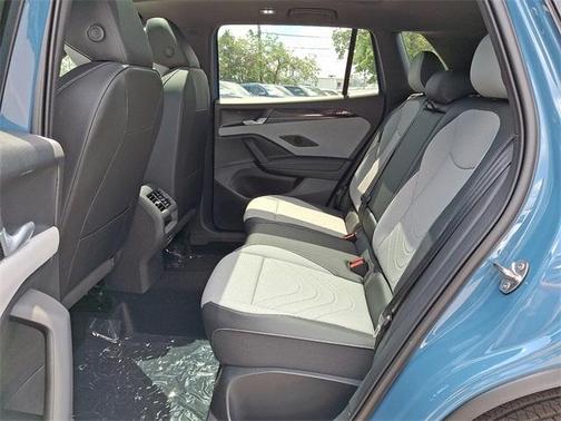 2025 Volkswagen Tiguan 2.0T SE R-Line Black