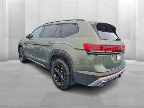 2025 Volkswagen Atlas 2.0T Peak Edition