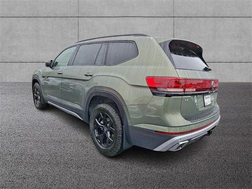 2025 Volkswagen Atlas 2.0T Peak Edition