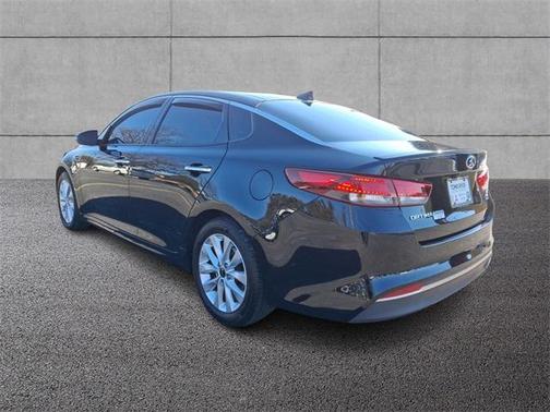 2018 Kia Optima S