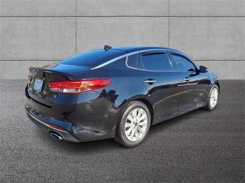 2018 Kia Optima S