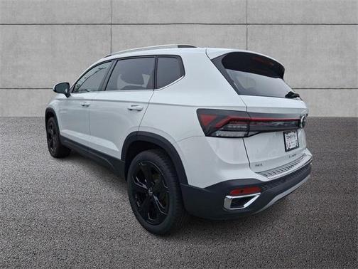 2025 Volkswagen Taos 1.5T SEL