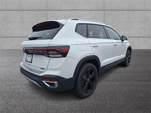 2025 Volkswagen Taos 1.5T SEL