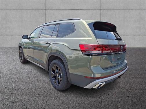 2025 Volkswagen Atlas 2.0T Peak Edition