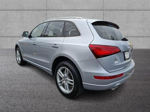 2016 Audi Q5 2.0T Premium Plus
