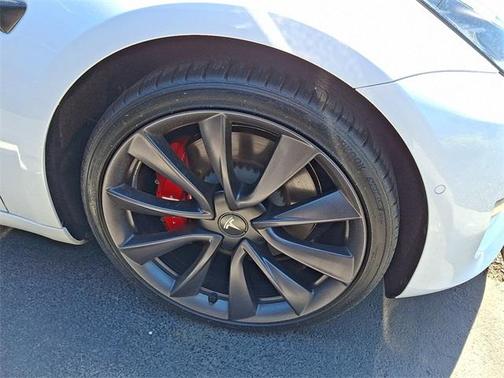 2020 Tesla Model 3 Performance