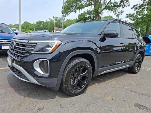 2024 Volkswagen Atlas 2.0T Peak Edition SE w/Technology