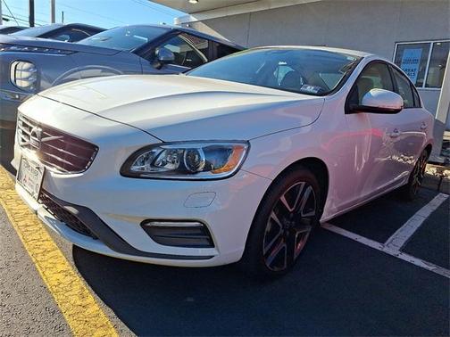 2017 Volvo S60 T5 Dynamic