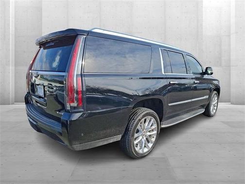 2019 Cadillac Escalade ESV Luxury