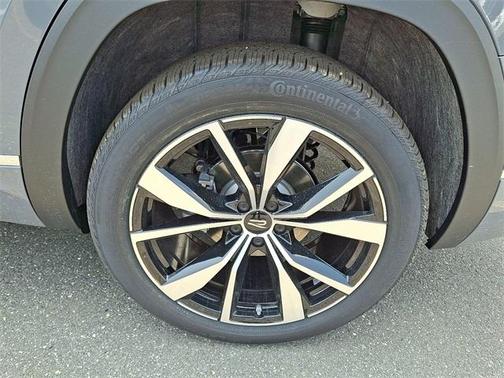 2025 Volkswagen Atlas 2.0T SEL Premium R-Line
