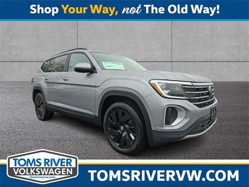 2025 Volkswagen Atlas 2.0T SE w/Technology