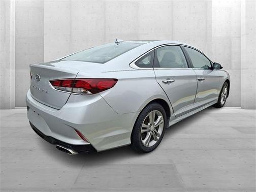 2018 Hyundai SONATA SEL