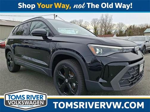 2025 Volkswagen Taos 1.5T SE Black