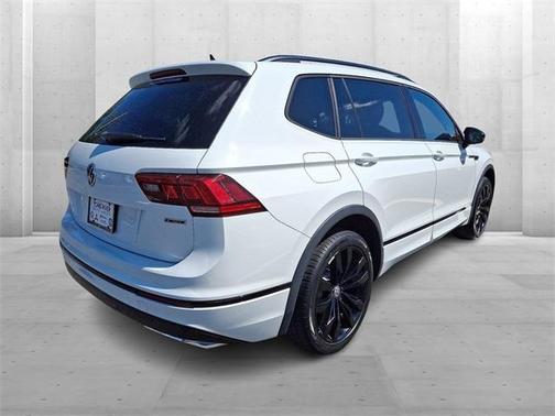 2021 Volkswagen Tiguan 2.0T SE R-Line Black