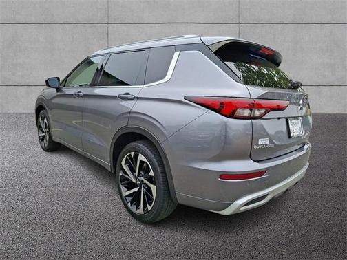 2022 Mitsubishi Outlander SEL