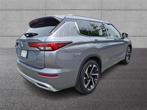 2022 Mitsubishi Outlander SEL