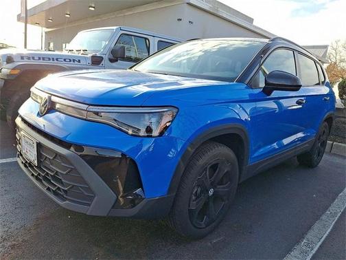 2025 Volkswagen Taos 1.5T SE Black