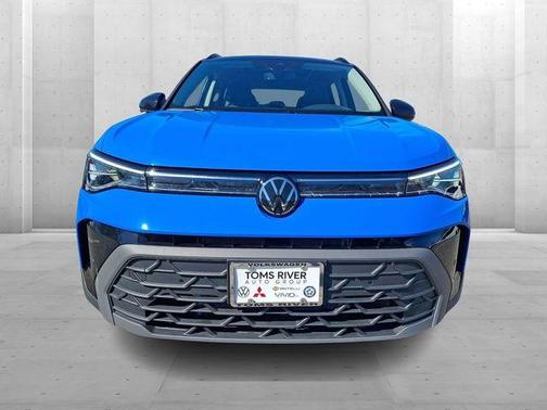 2025 Volkswagen Taos 1.5T SE Black