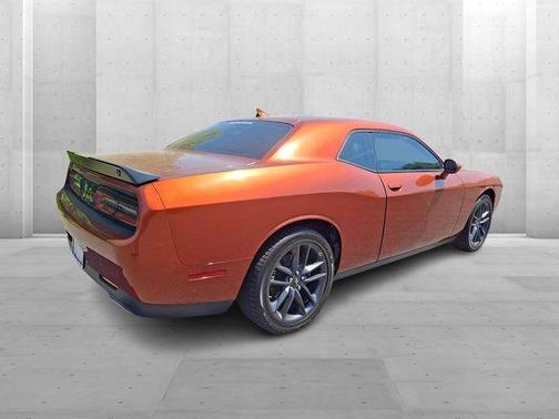 Sinamon Stick 2022 Dodge Challenger GT