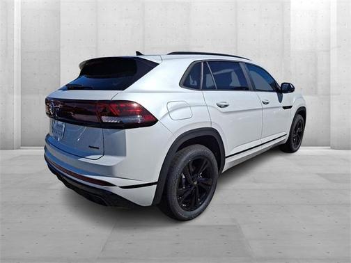 2026 Volkswagen Atlas Cross Sport 2.0T SEL R-Line Black