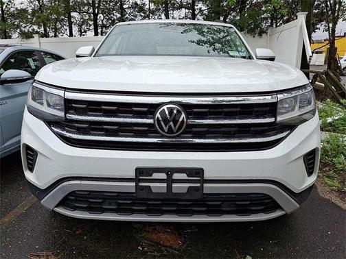 2022 Volkswagen Atlas 3.6L SE w/Technology