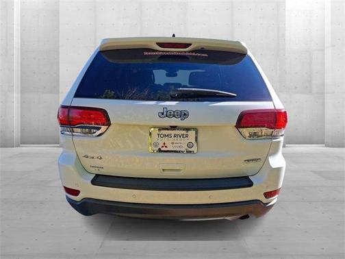 2020 Jeep Grand Cherokee Laredo