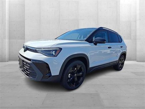 2025 Volkswagen Taos 1.5T SE Black