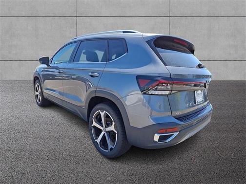 2025 Volkswagen Taos 1.5T SEL