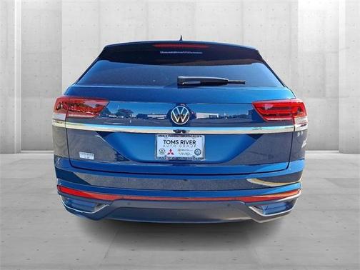 2022 Volkswagen Atlas Cross Sport 2.0T SE w/Technology