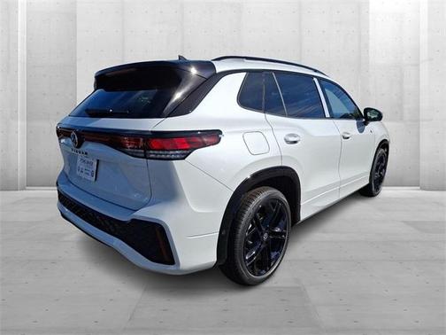 2025 Volkswagen Tiguan 2.0T SE R-Line Black