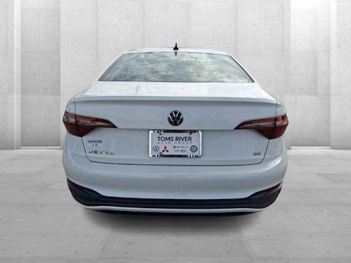 Opal White Pearl Effect 2024 Volkswagen Jetta 1.5T SE