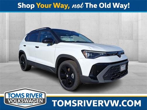 2025 Volkswagen Taos 1.5T SE Black