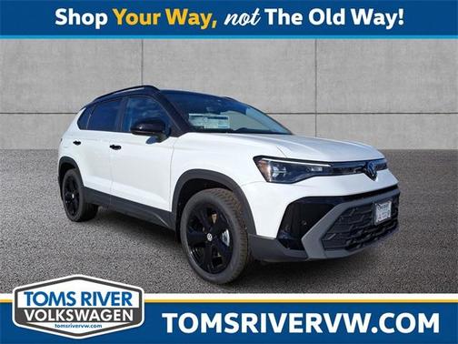 2025 Volkswagen Taos 1.5T SE Black