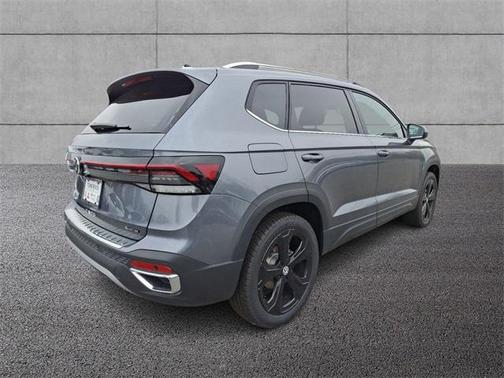 2025 Volkswagen Taos 1.5T SEL