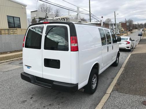 2017 Chevrolet Express 2500 Work Van