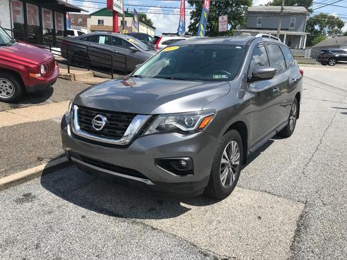 2017 Nissan Pathfinder Platinum