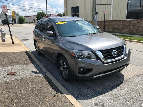 2017 Nissan Pathfinder Platinum