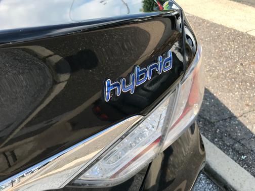 2014 Hyundai SONATA Hybrid