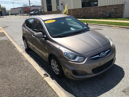 2014 Hyundai Accent GS