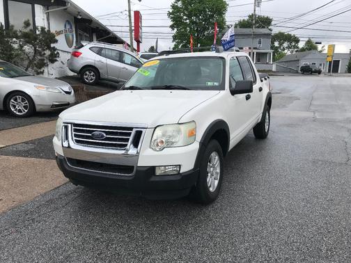 2010 Ford Explorer Sport Trac XLT