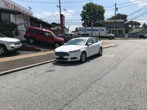 2016 Ford Fusion S