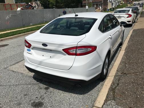 2016 Ford Fusion S
