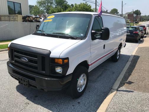 2013 Ford E350 Super Duty Cargo