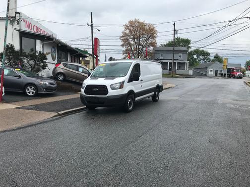 2017 Ford Transit-250 Base w/60/40 Pass-Side Cargo-Doors