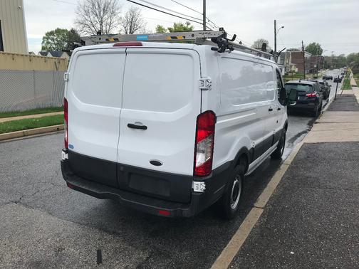2017 Ford Transit-250 Base w/60/40 Pass-Side Cargo-Doors