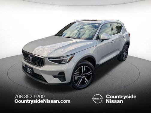 2024 Volvo XC40 B5 Core