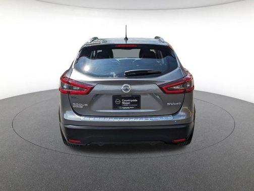 2022 Nissan Rogue Sport SV